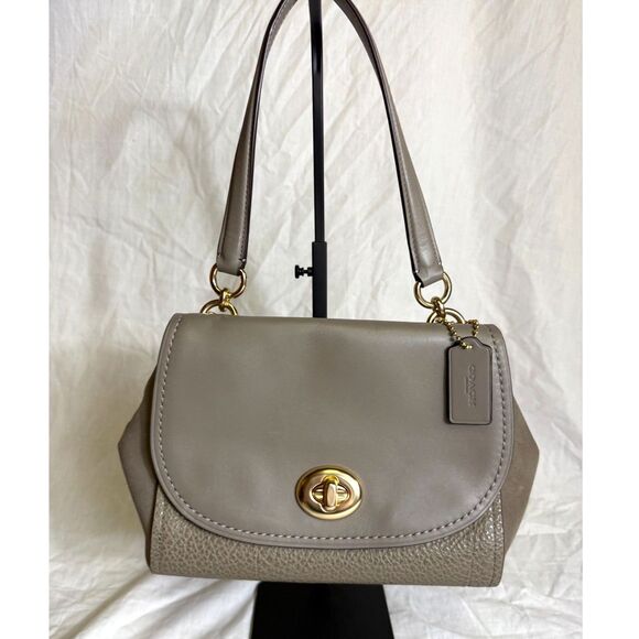 Coach Taupe Pebbled Leather Turnlock Satchel – Chic & Timeless Elegance - Picture 1 of 5